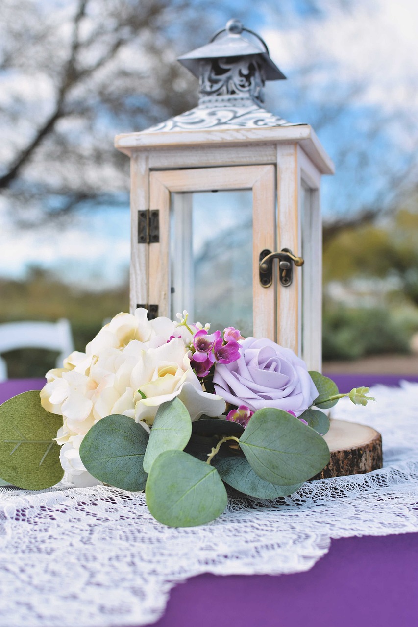 DIY Holiday Centerpieces